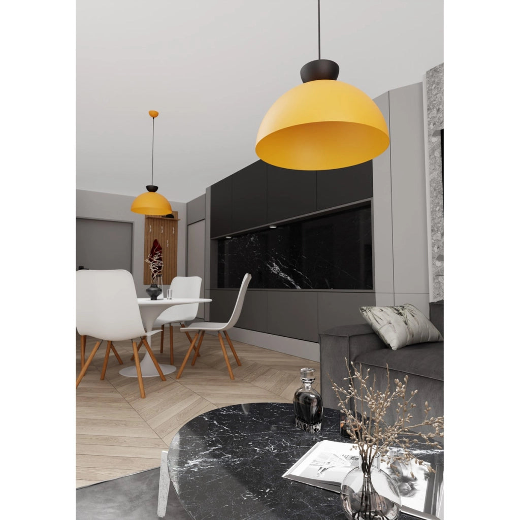 Lampada a sospensione LUNARO in acciaio arancione e dettagli neri