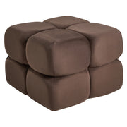 Pouf quadrato in tessuto vellutato marrone scuro elemento d'arredo moderno per salotto o camera da letto