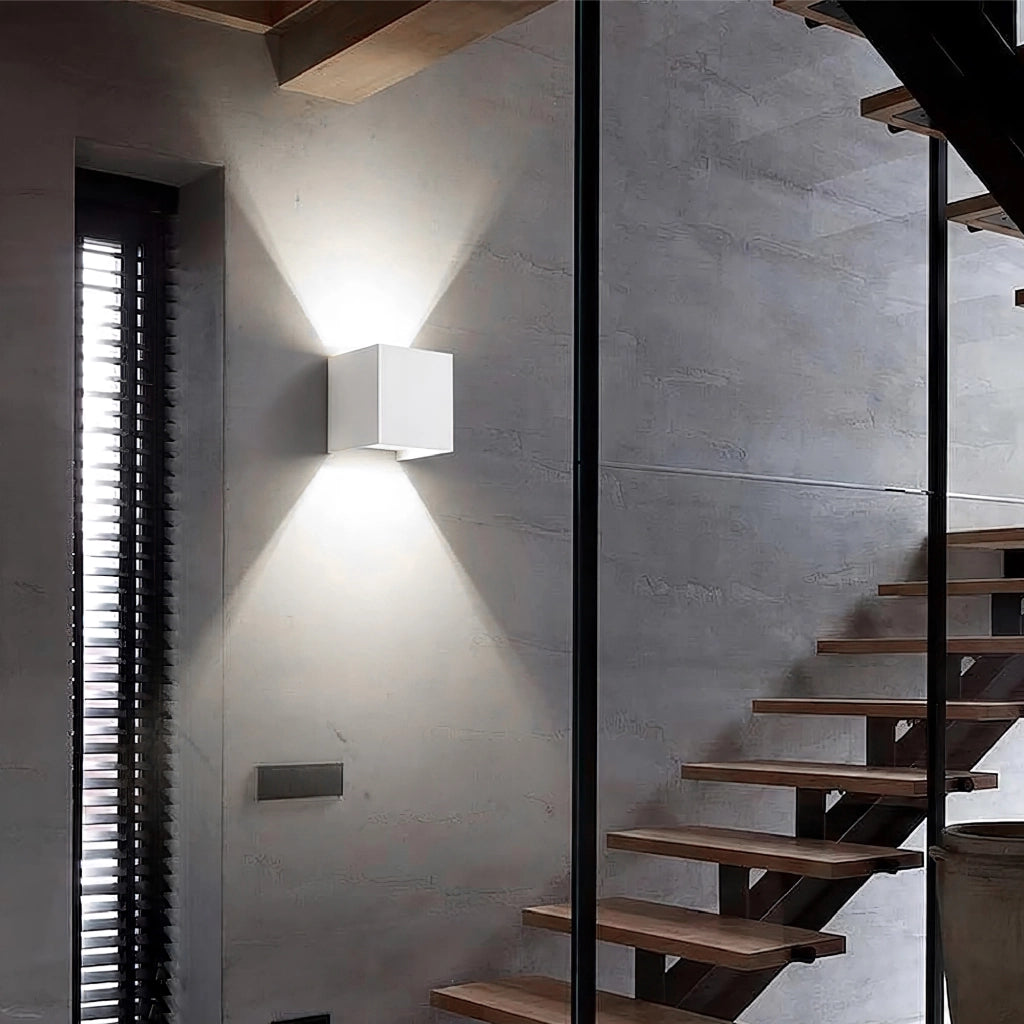 Set 2 Pezzi Applique LED da Parete 2 LED Design Quadrato IP65 Interno/Esterno Luce Naturale o Fredda Nero o Bianco Luce Fredda - Bianco