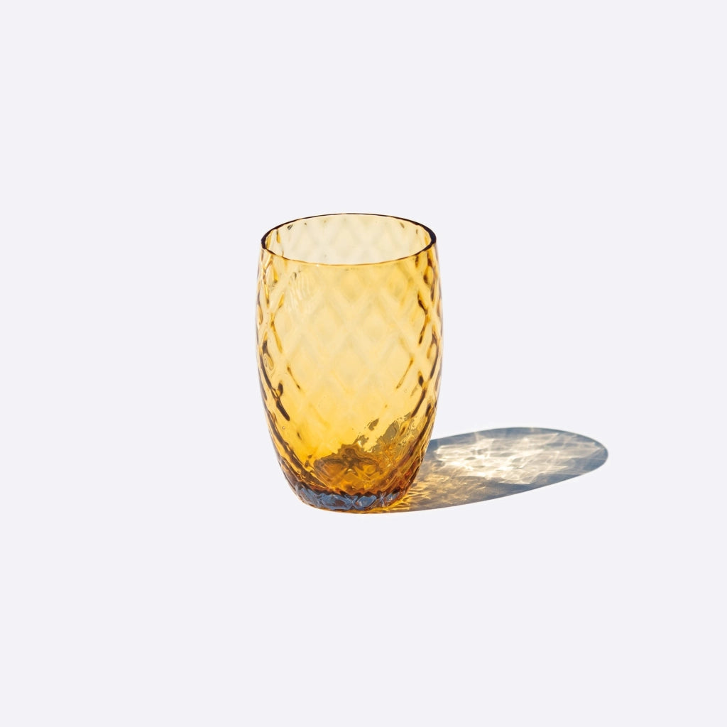 Set 6 Bicchieri Tumbler Losanghe in Vetro Soffiato a Bocca Colore Ambra, Design a Rombi Raffinato ed Elegante per una Tavola di Grande Stile
