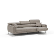 Caravaggio Divano con 3 sedute allungabili indipendenti e poggiatesta reclinabili in tessuto impermeabile T02 244 cm beige