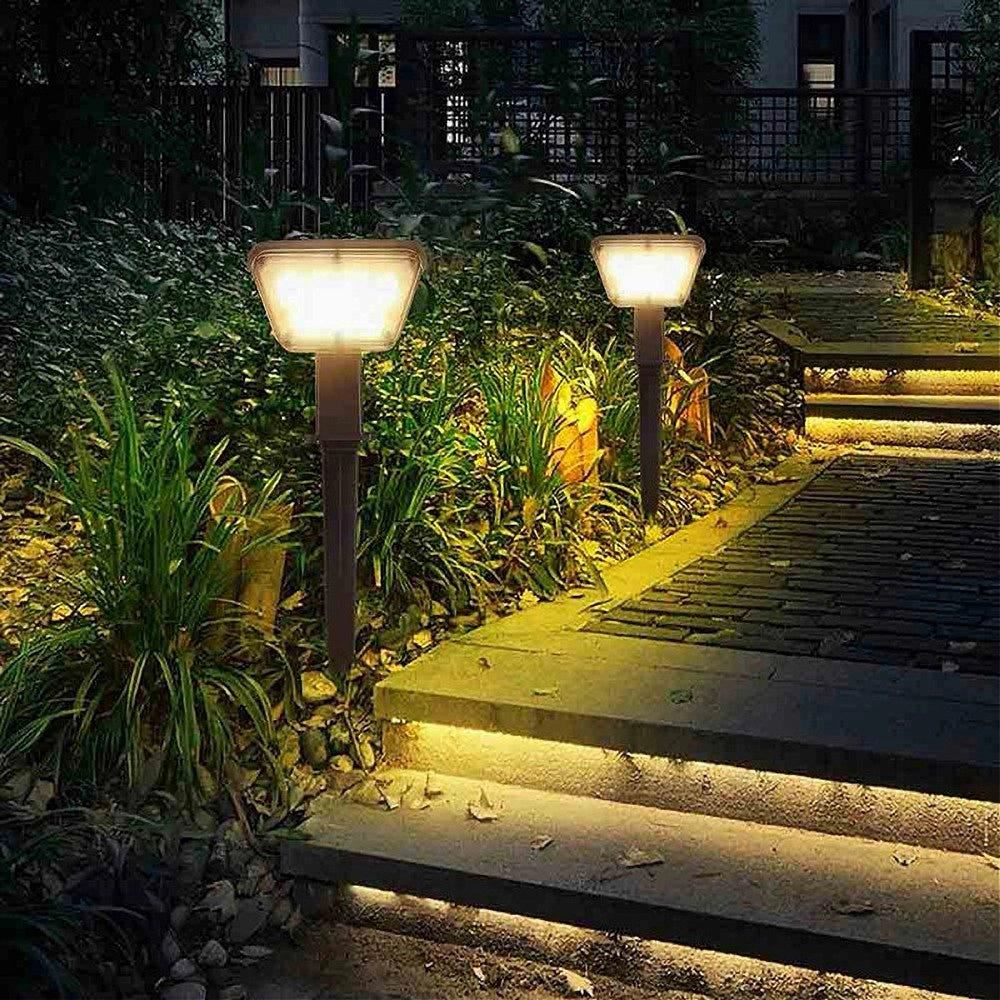 Trade Shop - Faretto 7led Picchetto Ricaricabile Con Pannello Solare Crepuscolare Muro Yh0514 -