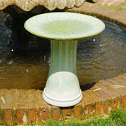 Fontana da giardino per uccelli con ciotola rialzata decorata a rilievo smaltata in ceramica verde Ø43 × 45 cm