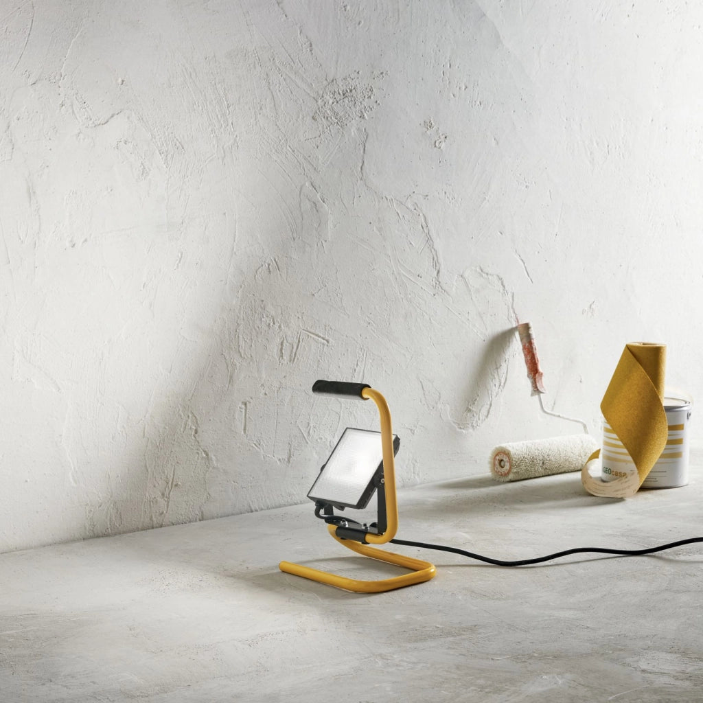 PROIETTORE LED AXEL NERO 20W 2200LM CCT 3000K-4000K CON MANICHETTA IP65 22,2X17,3X36,5CM