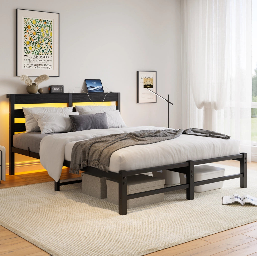 Letto matrimoniale 140x200 cm in metallo e legno nero con LED RGB; USB e vano sottoletto