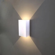 Applique LED da Esterno IP65 Biemissione 10W, 1040 Lumen, Luce Calda 3000K o Naturale 4000K, in Alluminio Bianco, per Giardino, Facciata, Terrazza Colore della luce: Luce calda