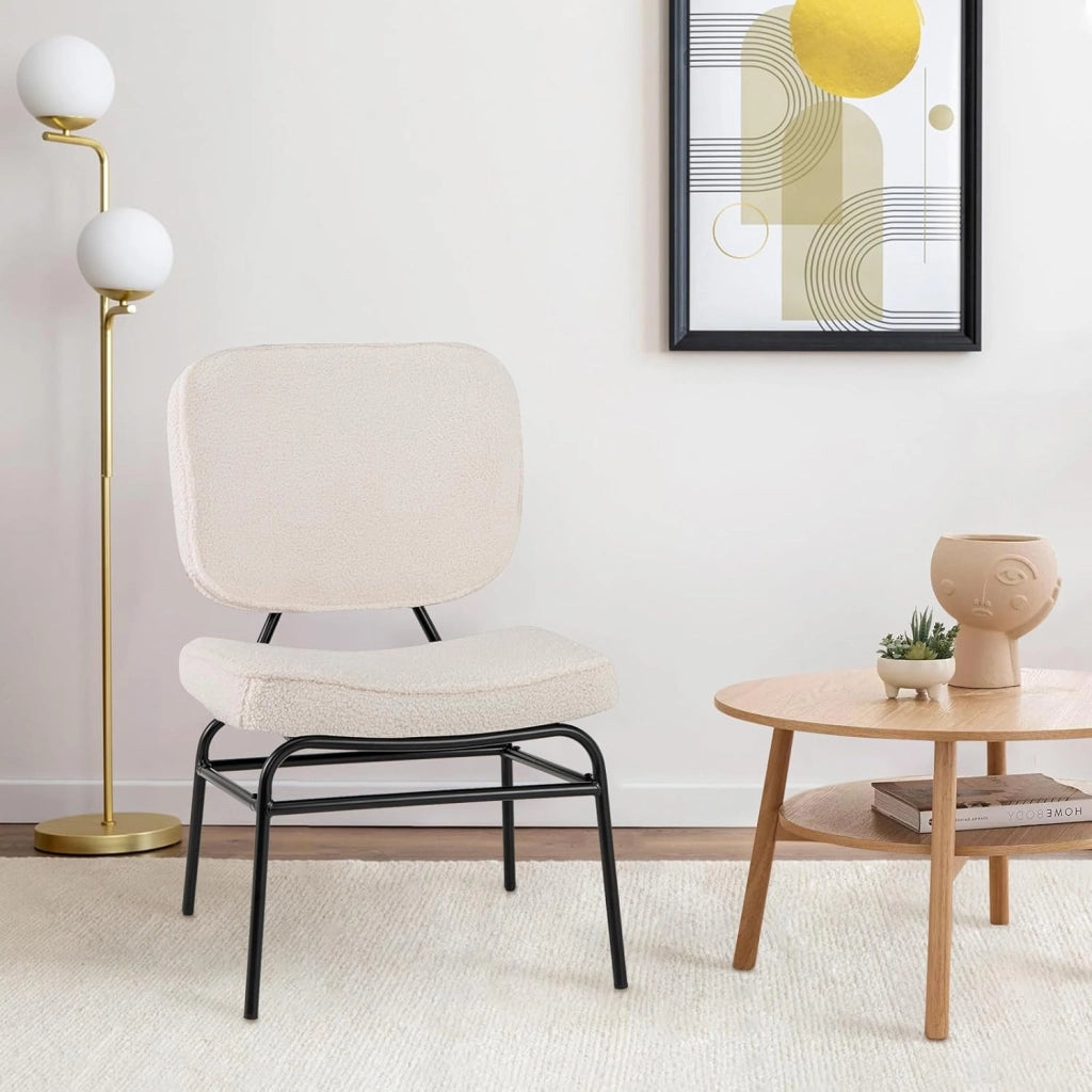 Sedia Relax Imbottita, Sedia da Lettura in Sherpa con Imbottitura in Spugna, Piedini Regolabili e Struttura in Metallo, Sedia Moderna per Soggiorno, Studio, Portata 150 kg (Beige)