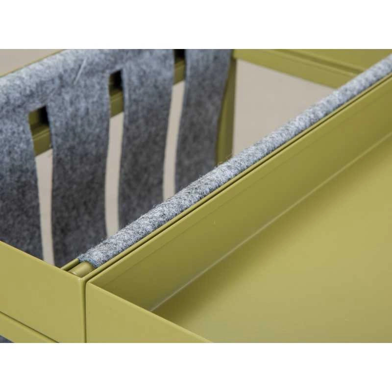 Tavolino Inter Link 35x35x40cm in metallo verniciato grigio con porta riviste in lana cotta
