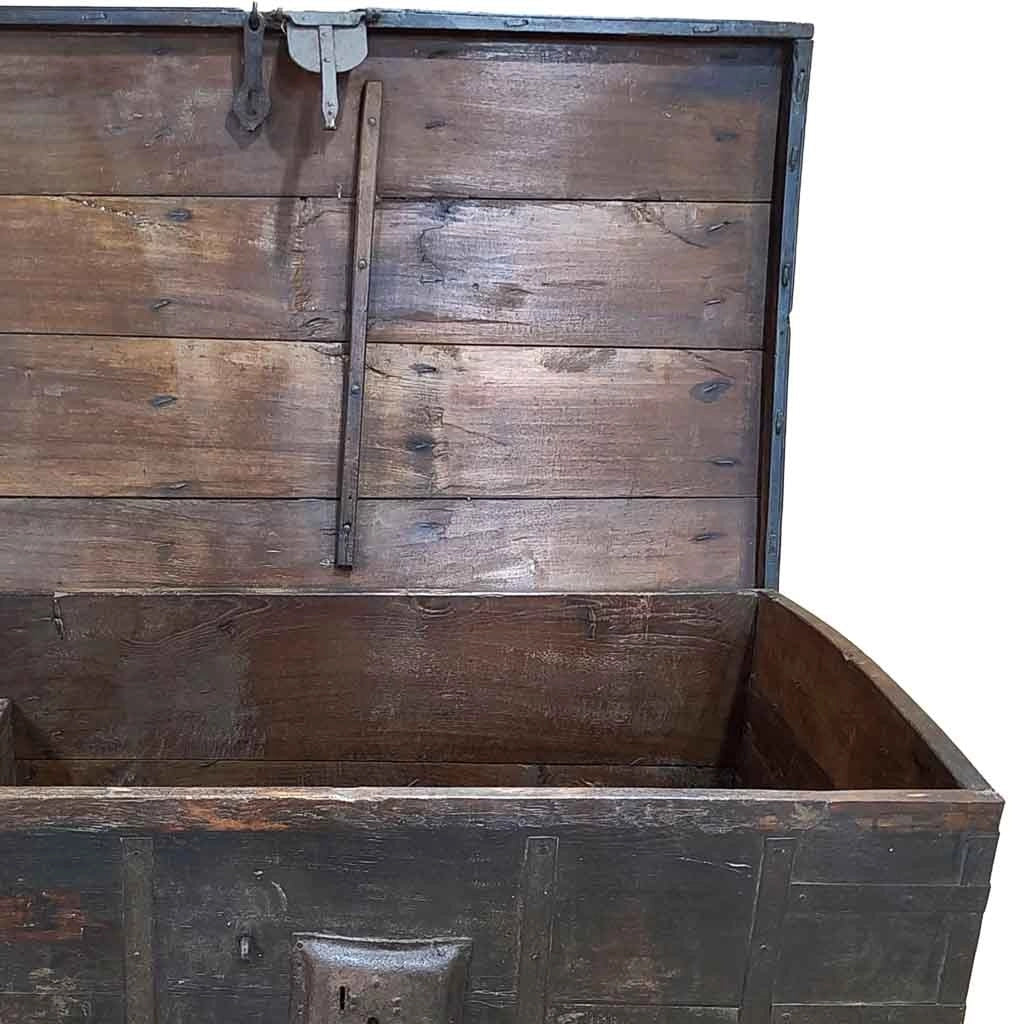 Baule in legno fatta a mano 120x72x82h cm