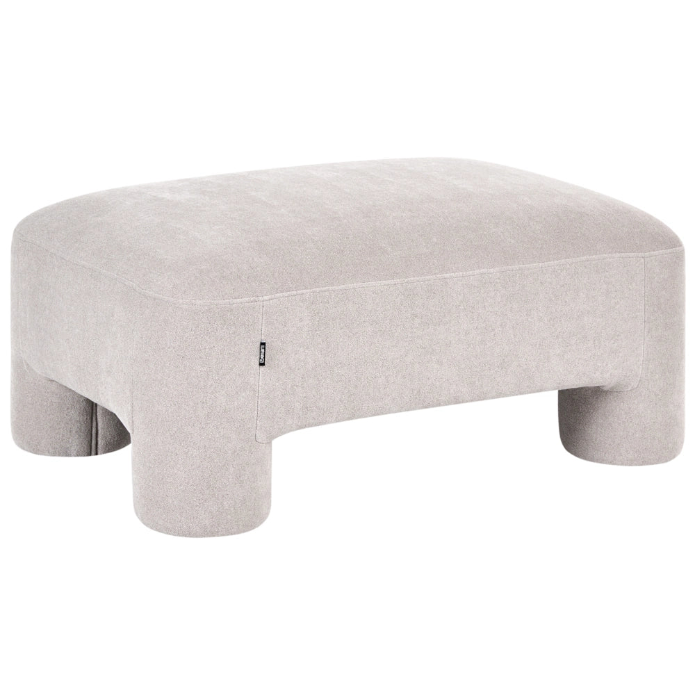 Ottomana in tessuto beige scuro con rivestimento in peluche, gambe cilindriche e stile organico
