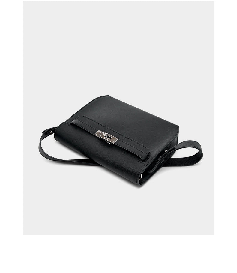 Borsa a tracolla da donna in vera pelle, colore nero.