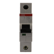 Interruttore magnetotermico 1 polo 1 modulo 32A curva C ABB