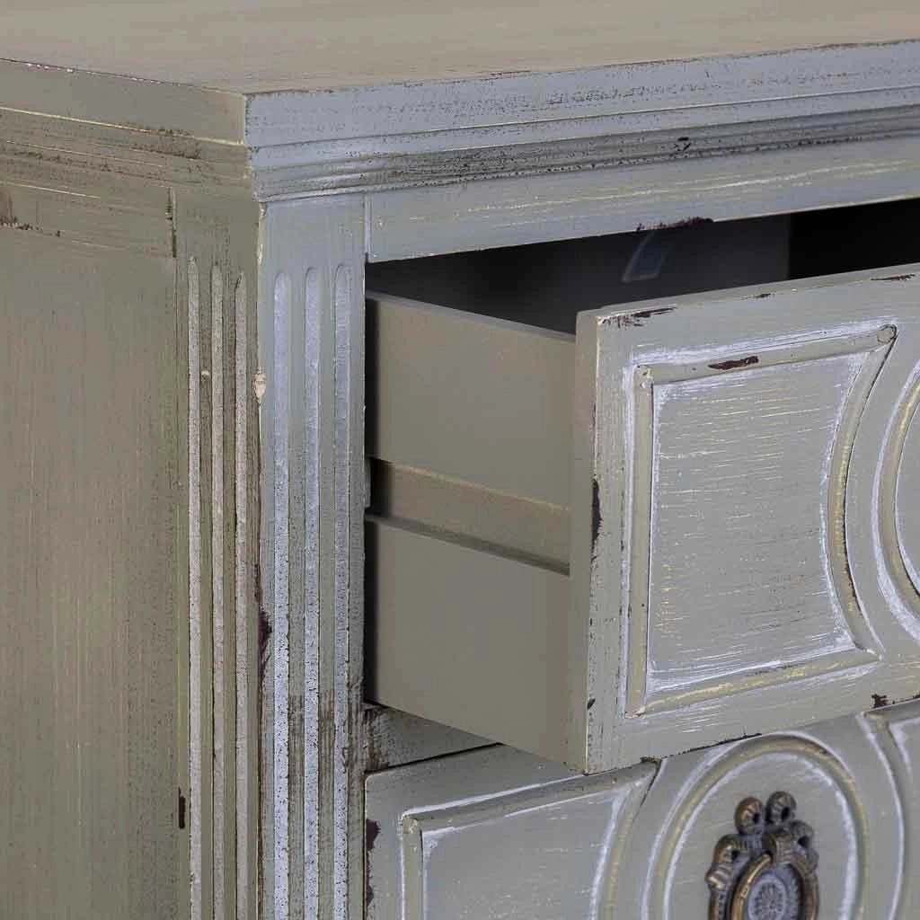 Comodino in legno con tre cassetti grigio 46x32,5x67h cm