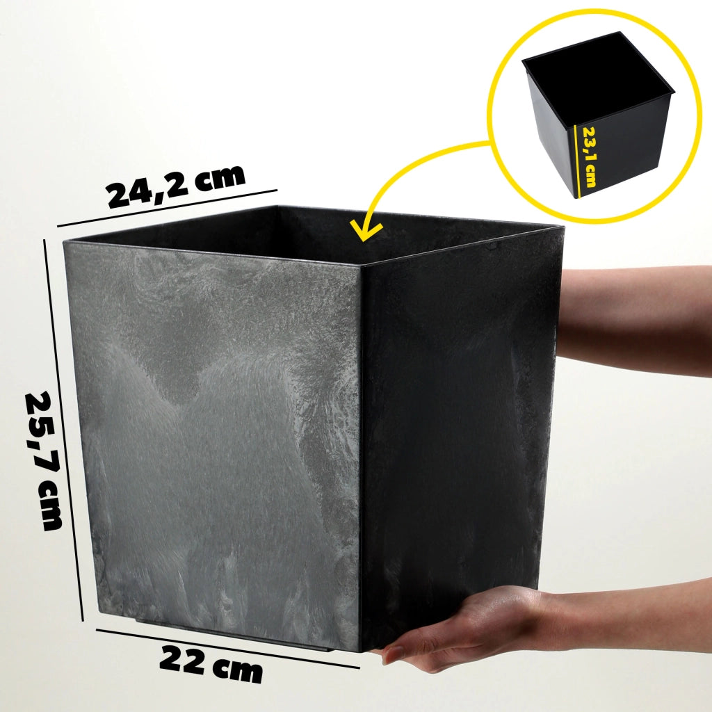 Vaso da fiori KADAX da 25 cm, copertura in plastica nera con inserto.