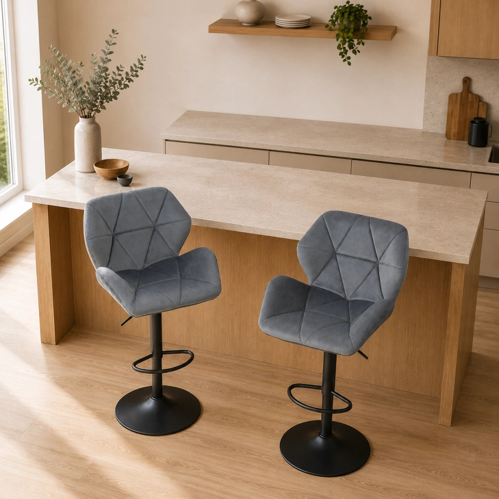 Set di 2 sgabelli da bar 57x58x97-117 cm regolabili; con base in metallo; poliestere grigio
