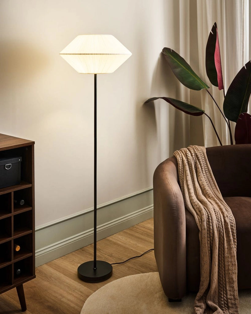 Lampada da terra moderna Base in ferro nero Paralume in tessuto Soggiorno Camera da letto Bianco