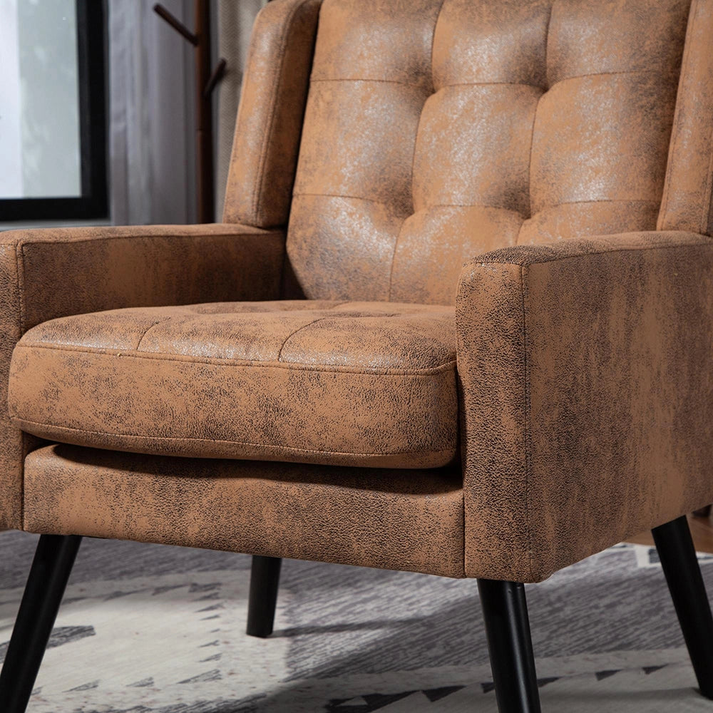 Poltrona imbottita in pelle scamosciata - Xylo - Stile moderno met¨¤ secolo con cuscino in schiuma ad alta densit¨¤ e gambe in legno massello per piccoli spazi