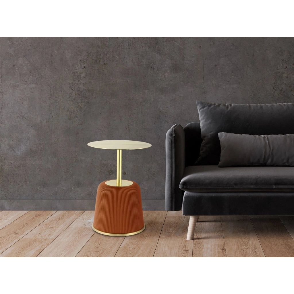 Tavolino Jokai in metallo oro e ecopelle cognac