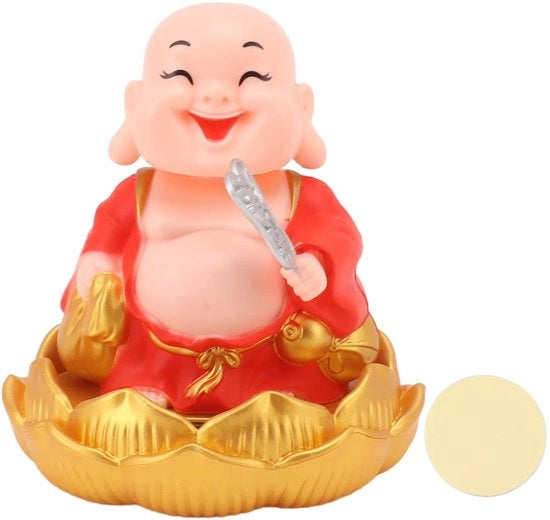 Decorazione Feng Shui per Auto con Energia Solare - Figura di Buddha con Capo Chinato - Decorazione per Dashboard - Rosso - Ornamento Zen per Auto