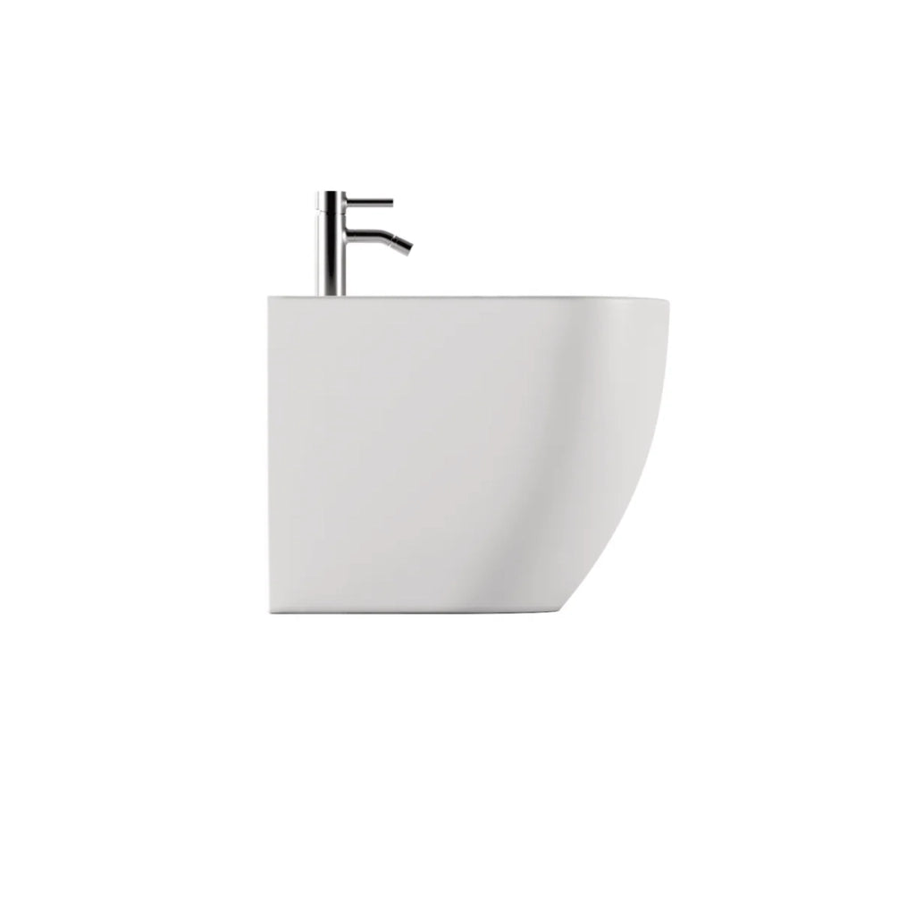 Coppia Di Sanitari Alice Ceramica Da Terra Filo Muro Senza Brida Bianco Opaco "Form"