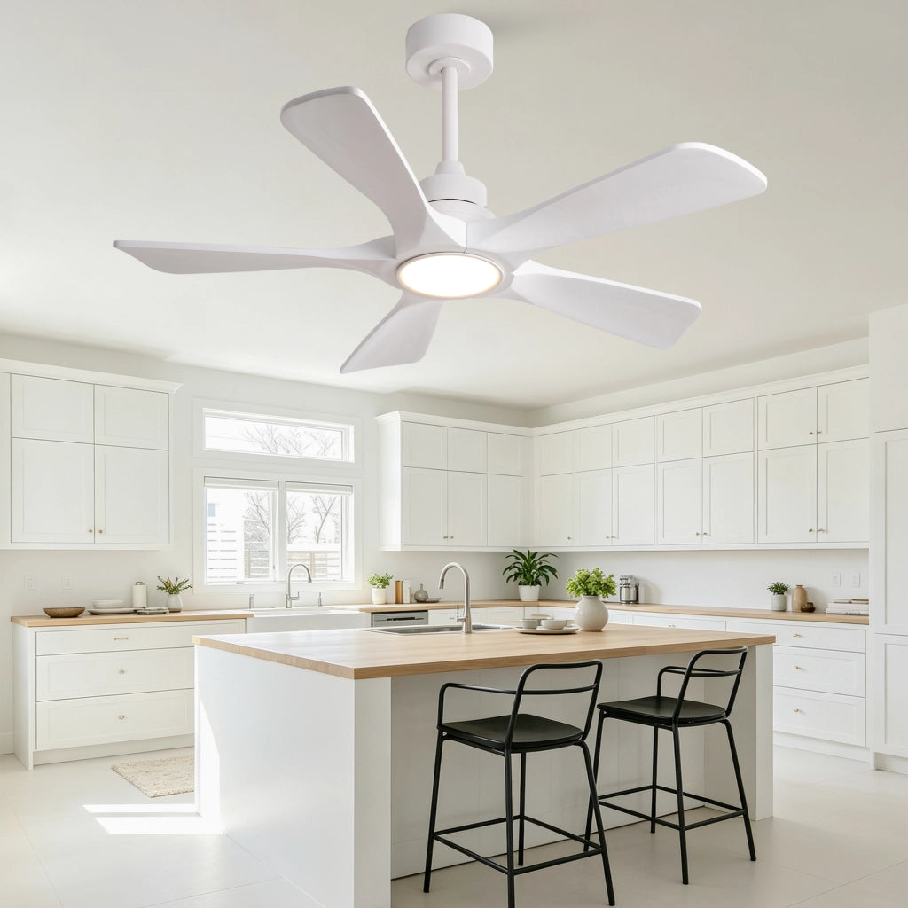 Ventilatore da soffitto bianco puro 42 pollici, 5 pale legno massello rinforzate, motore DC reversibile silenzioso, design moderno classico