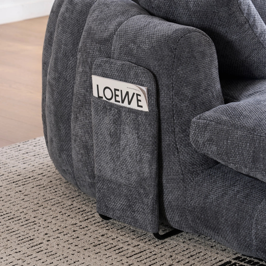 Poltrona chaise longue in ciniglia grigia con seduta profonda e cuscini