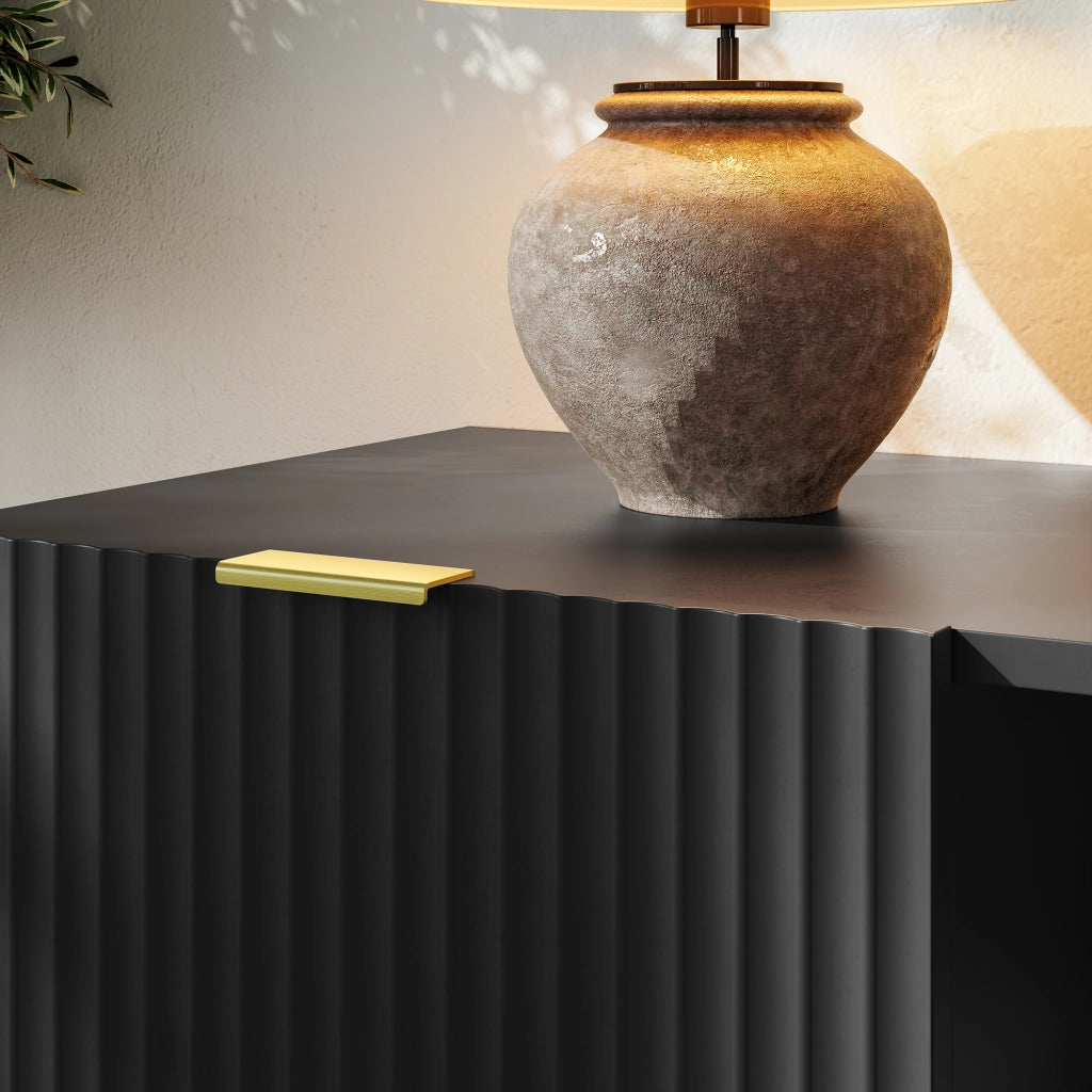 Credenza Nand Madia con 2 Ante Scanalate 120x40x76 cm Nero [en.casa]