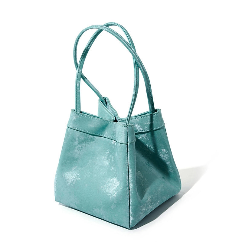 Borsa a tracolla da donna in vera pelle, colore verde.
