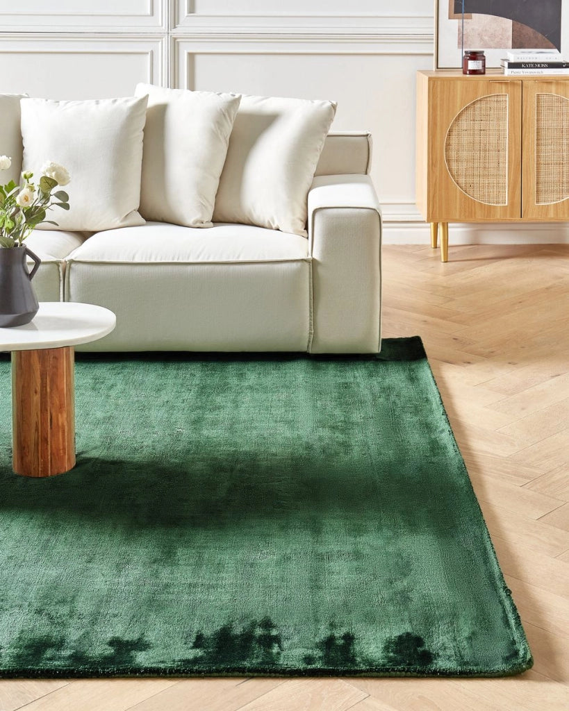 Tappeto a pelo corto in viscosa verde scuro 200 x 300 cm pelo corto capitonné moderno