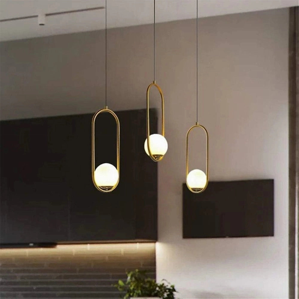 Trade Shop - Lampadario A Sospensione Oro Ovale Con Sfera Vetro Attacco E27 Moderna Minimal 32835 -
