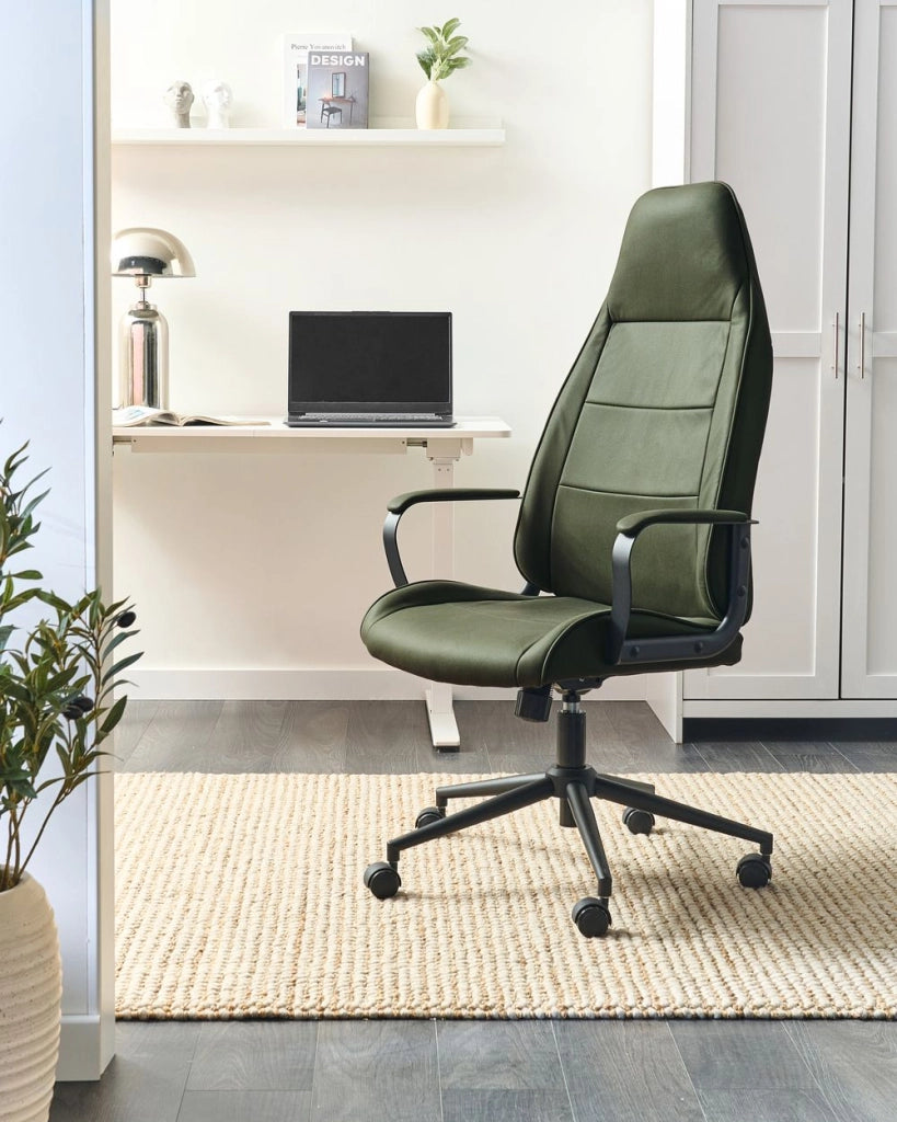 Sedia da ufficio in tessuto verde scuro girevole e regolabile con braccioli stile moderno