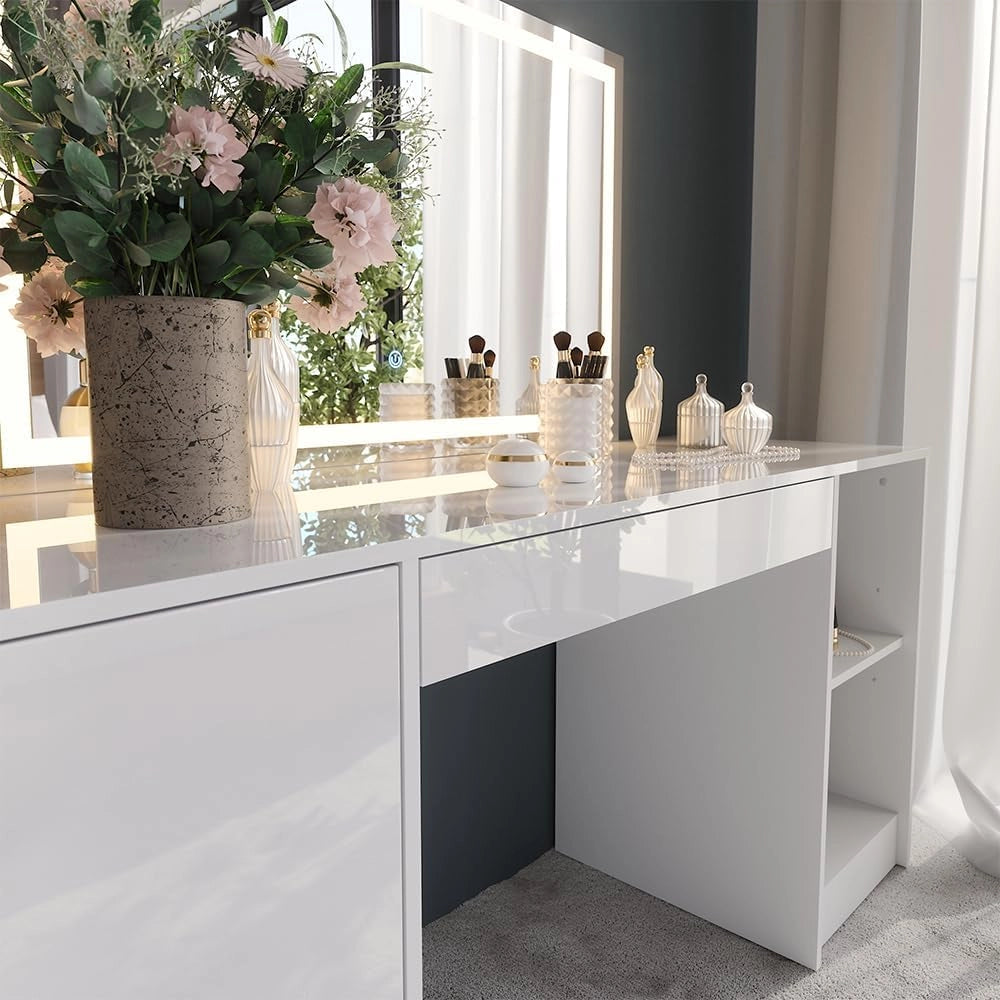 Tavolo da toeletta Sherry, Bianco/bianco lucido, 158.2 cm con specchio LED