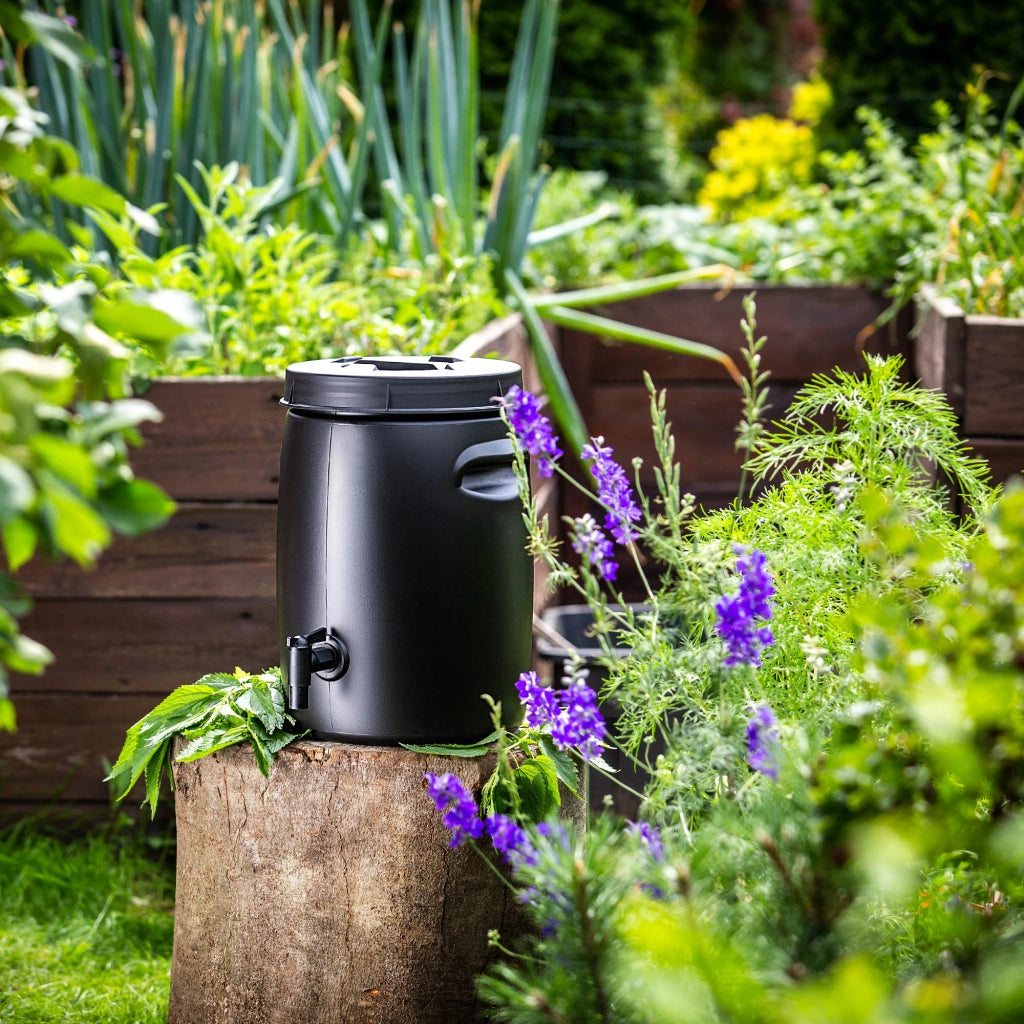 Compostiera da giardino KADAX da 25 litri, contenitore per fertilizzanti domestici utilizzabile tutto l'anno con rubinetto, robusta.
