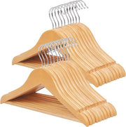 Kleerhanger per bambini in legno massello, 20 pezzi con staffa antiscivolo e fori di allacciamento, gancio rotativo 360°, dimensioni 35 x 12 x 20 cm, colore naturale.