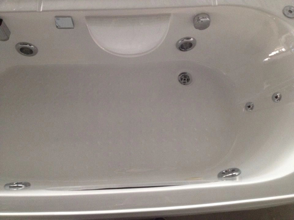 Cabina con vasca idromassaggio, sauna, bagno turco, cromoterapia 170x85cm full optional Sicorage Mexus Oblò