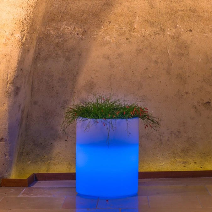 Vaso luminoso RGB con pannello solare cm 50x50x40 - ERIC