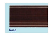 24 MT DI BATTISCOPA IN LEGNO LISCIO FINITURA NOCE 70X8 MM