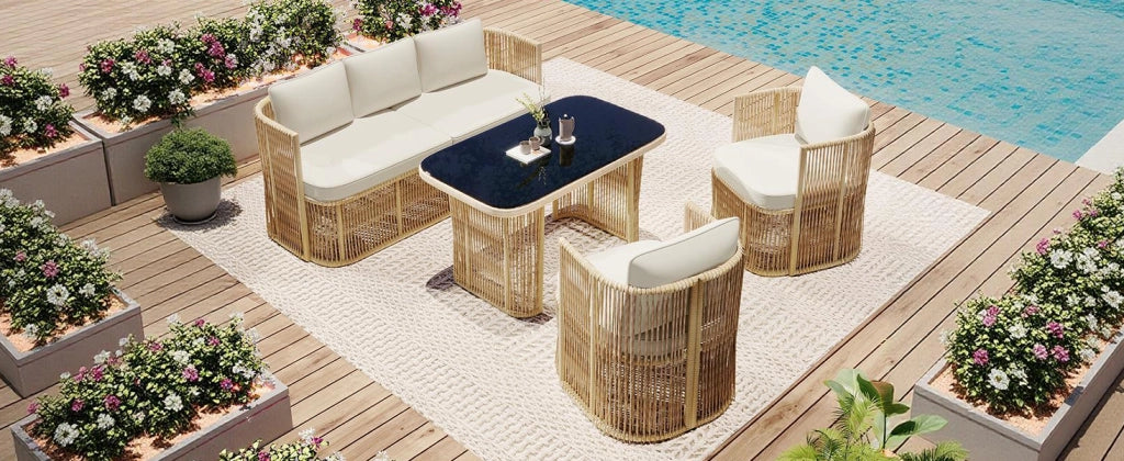 Set di mobili da giardino in rattan in PE a 5 pezzi con divano a 3 posti 2 poltrone e tavolo di vetro ¨C Set soggiorno esterno con cuscini in poliestere struttura in acciaio e piano in vetro temperato per patio e balcone