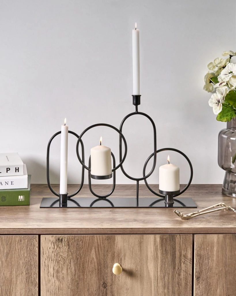Portacandele in metallo nero per 4 candele Stile geometrico moderno
