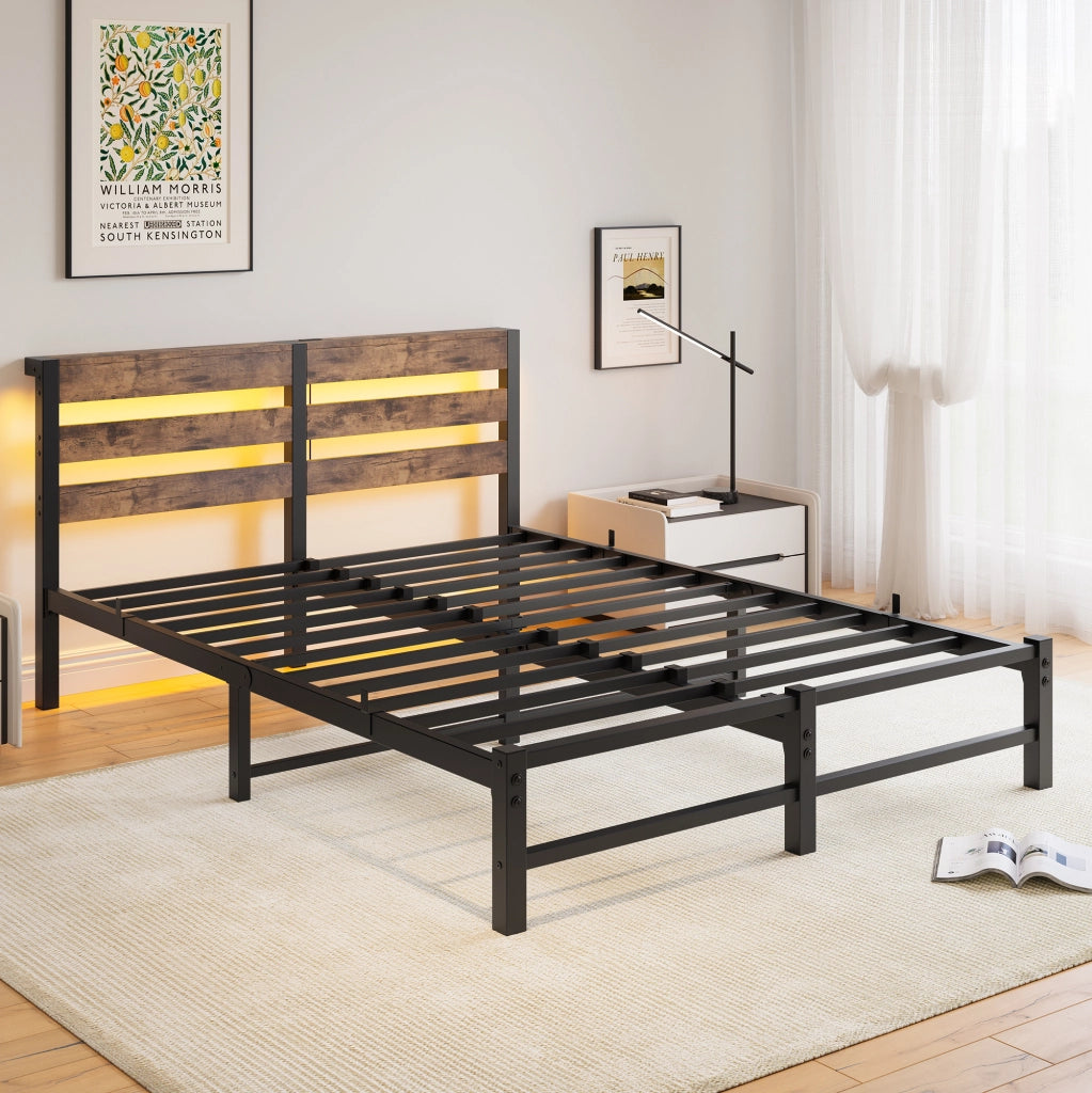 Letto matrimoniale 140x190 cm con LED RGB, USB, struttura in metallo e ripiano, nero/marrone