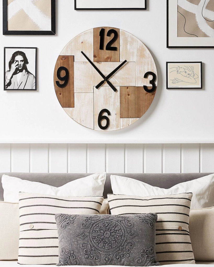 Orologio da Parete Legno Chiaro Tondo ø 60 cm Quadrante Fatto a Mano Lancette Nere Numeri Rustico Minimalista