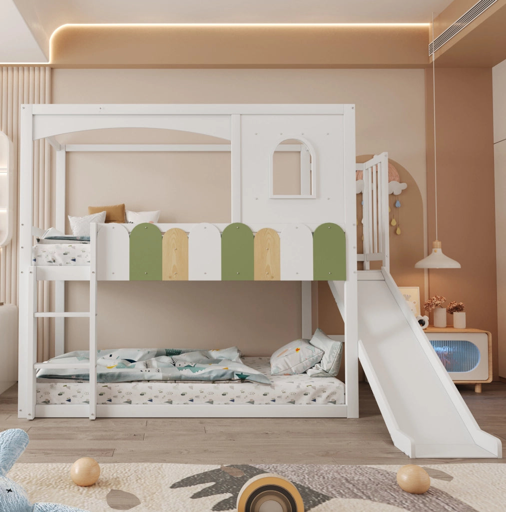 Letto a soppalco per bambini 90x200 cm con scivolo; scala di sicurezza e struttura a casetta