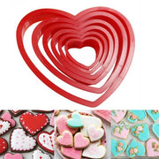 6 pezzi di stampi a forma di cuore in plastica per biscotti a forma di cuore per San Valentino - dimensioni 2,5-8,5 cm