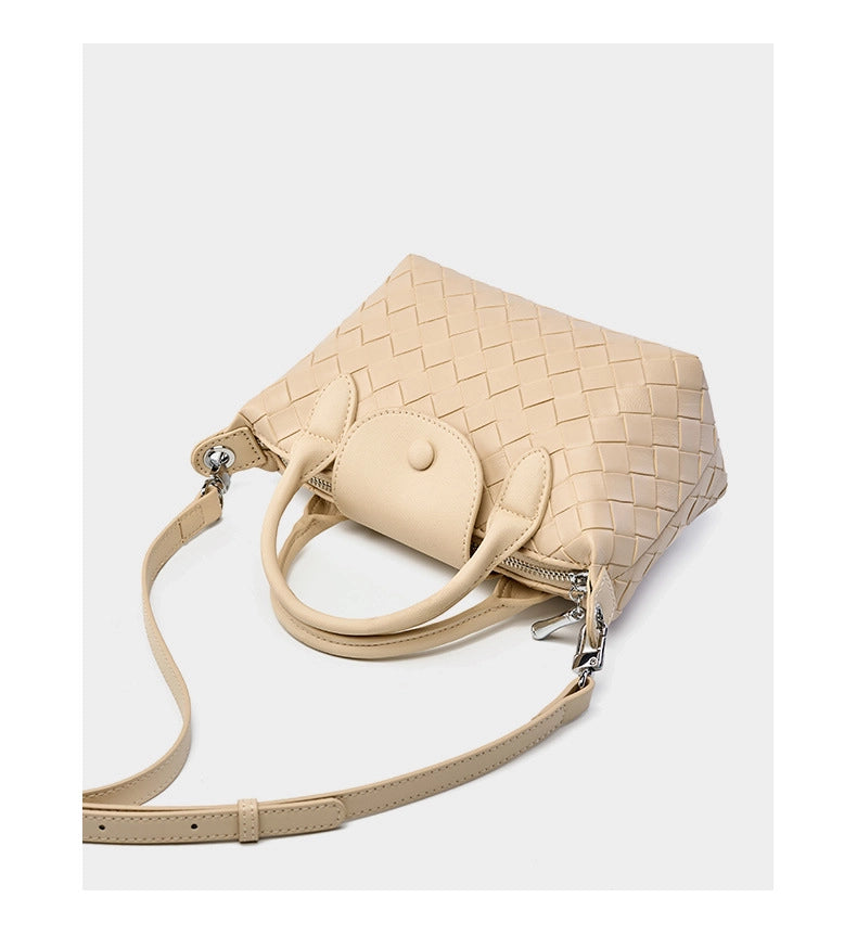 Borsa a mano in vera pelle, modello tote bag, colore bianco.