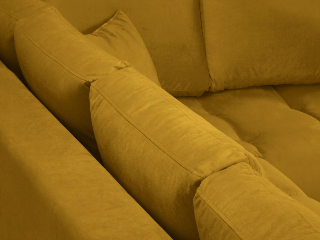 Cosmopolitan Design - Divano angolare destro "Hastings" 5 posti in velluto giallo 