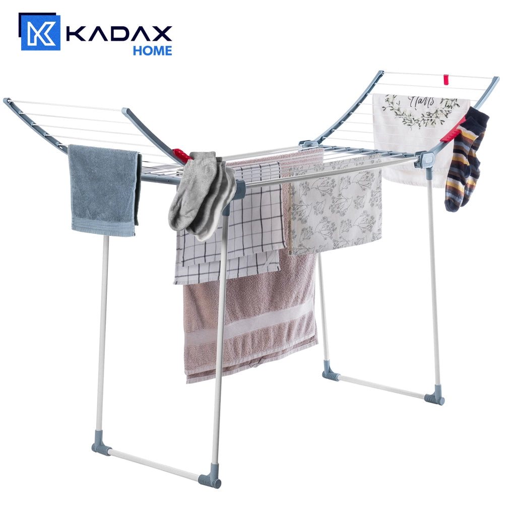 Stendibiancheria verticale KADAX da 175 cm, pieghevole, con ampie maniglie.