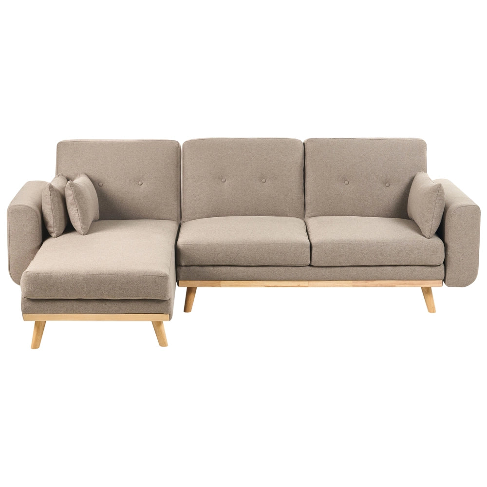 Divano Angolare ad Angolo Destro Marrone Chiaro in Tessuto Imbottito a L con Seduta Trapuntata Cuscini Decorativi e Funzione Letto