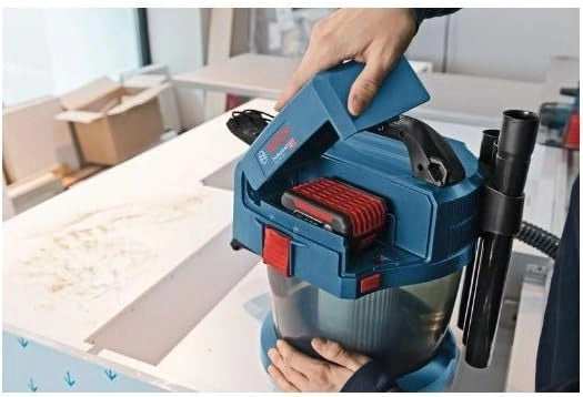 Bosch Professional Aspiratore a umido/a secco a batteria GAS 18V-10 L 18V System, senza batterie e caricabatterie, tubo flessibile 1.6 m, tubo curvo, set tubi 3 pezzi, lancia 250 mm, filtro piatto