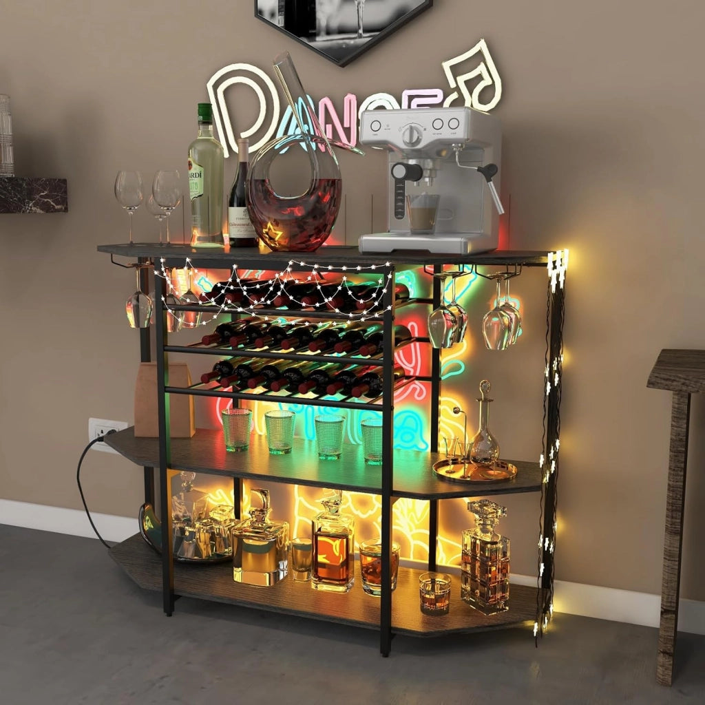 Credenza con portabottiglie per 21 bottiglie, Tavolo da cucina stretto con 2 porte USB e 2 prese, Portabottiglie a 3 livelli con portabicchieri, Tavolo portavino industriale Armadietto per
