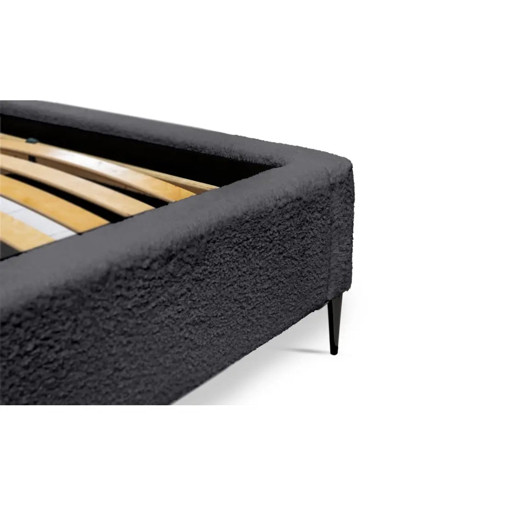 Letto MILLIO – Nero – 140x200 cm – Tessuto bouclé in ciniglia – Rete inclusa – Comfort da hotel 5 stelle